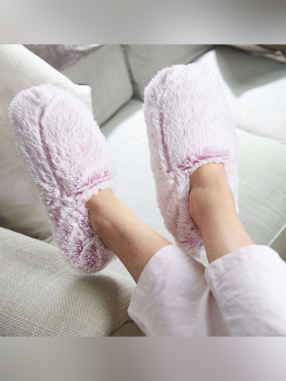 New Warmies  SNUGGABLE Fully  Microwavable Slippers, Size 6 to 10 Pink Soothing